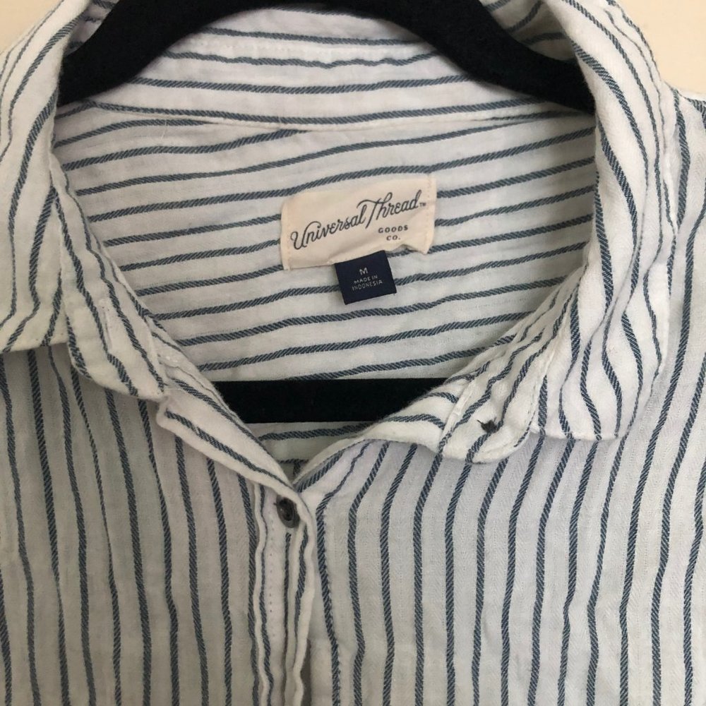 Universal Thread Striped Long Sleeve Top - Picture 2 of 2